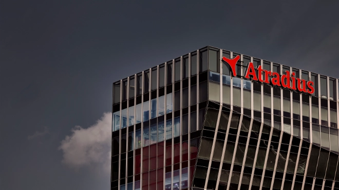 Atradius Head office Amsterdam at night